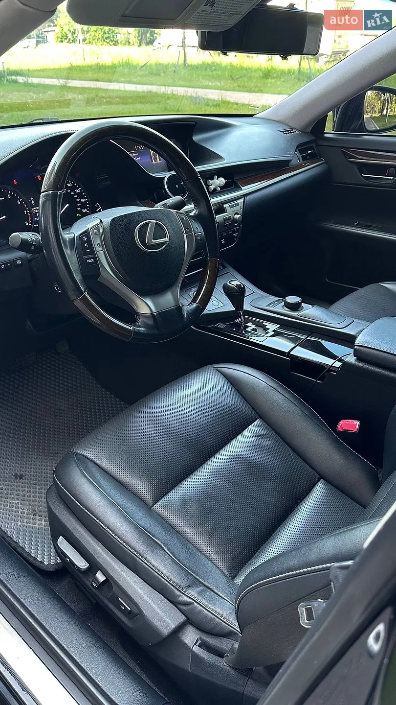 2015 Lexus ES - мініатюра 16