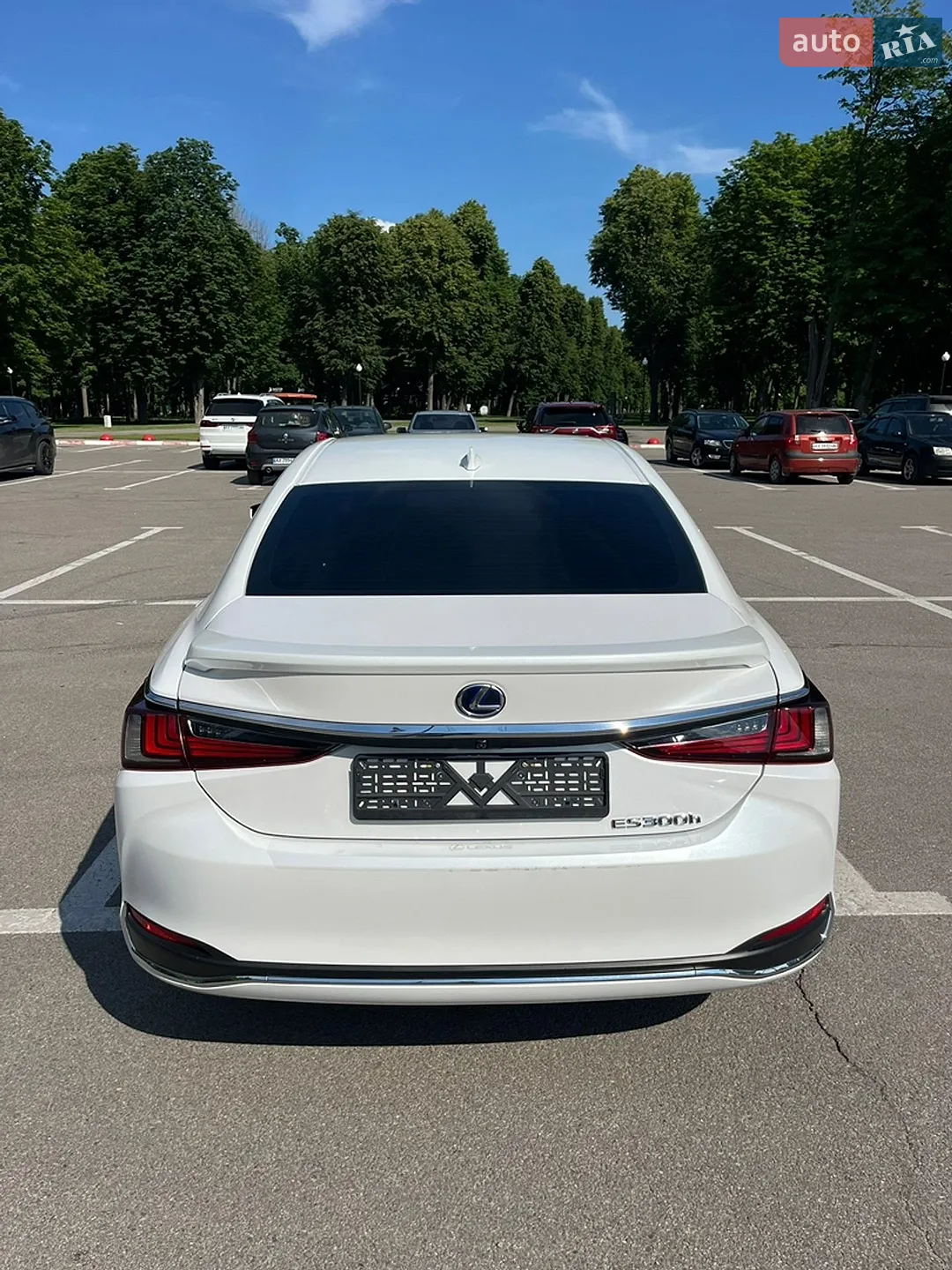 2022 Lexus ES - мініатюра 11