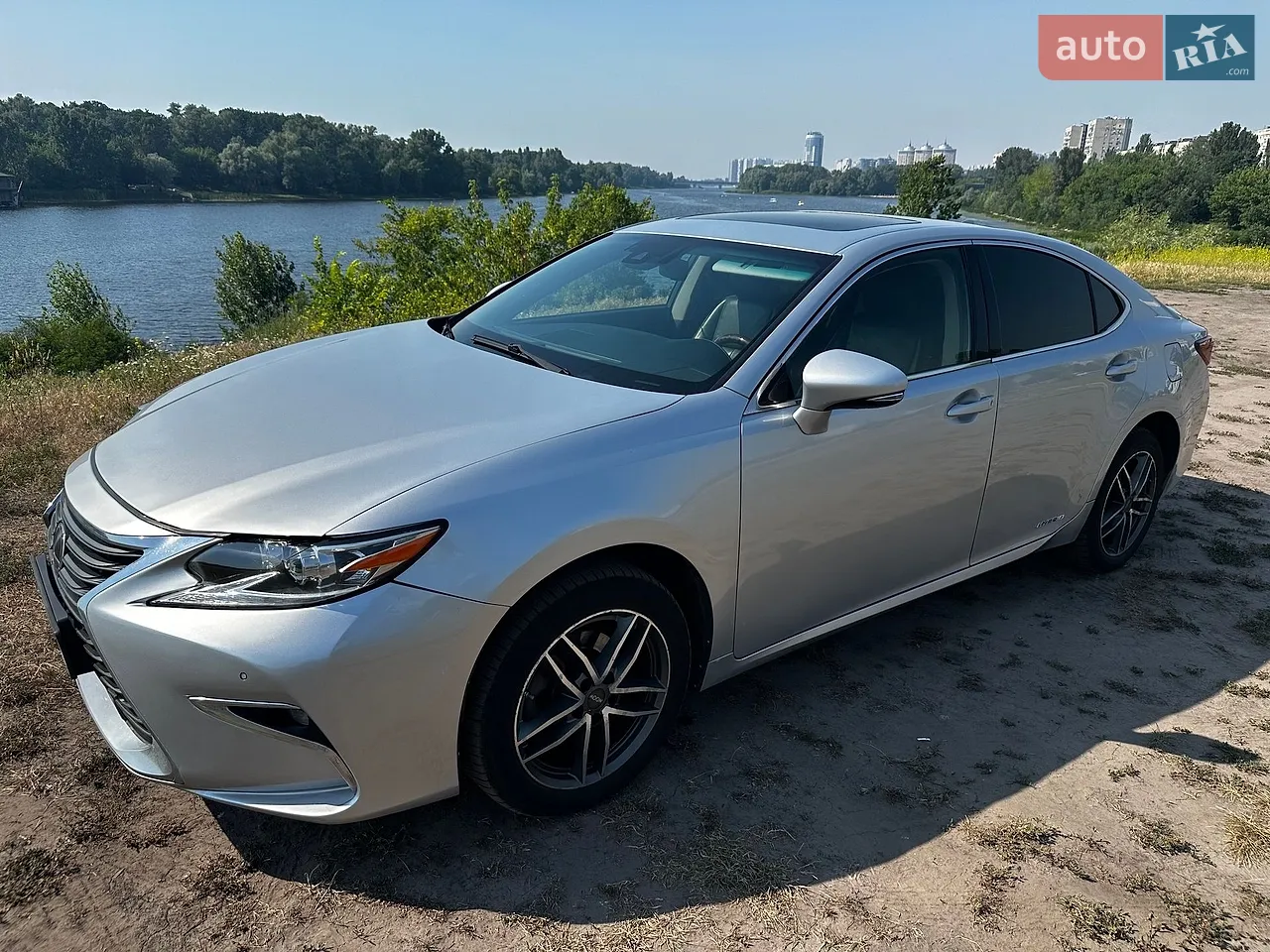 2016 Lexus ES - мініатюра 22