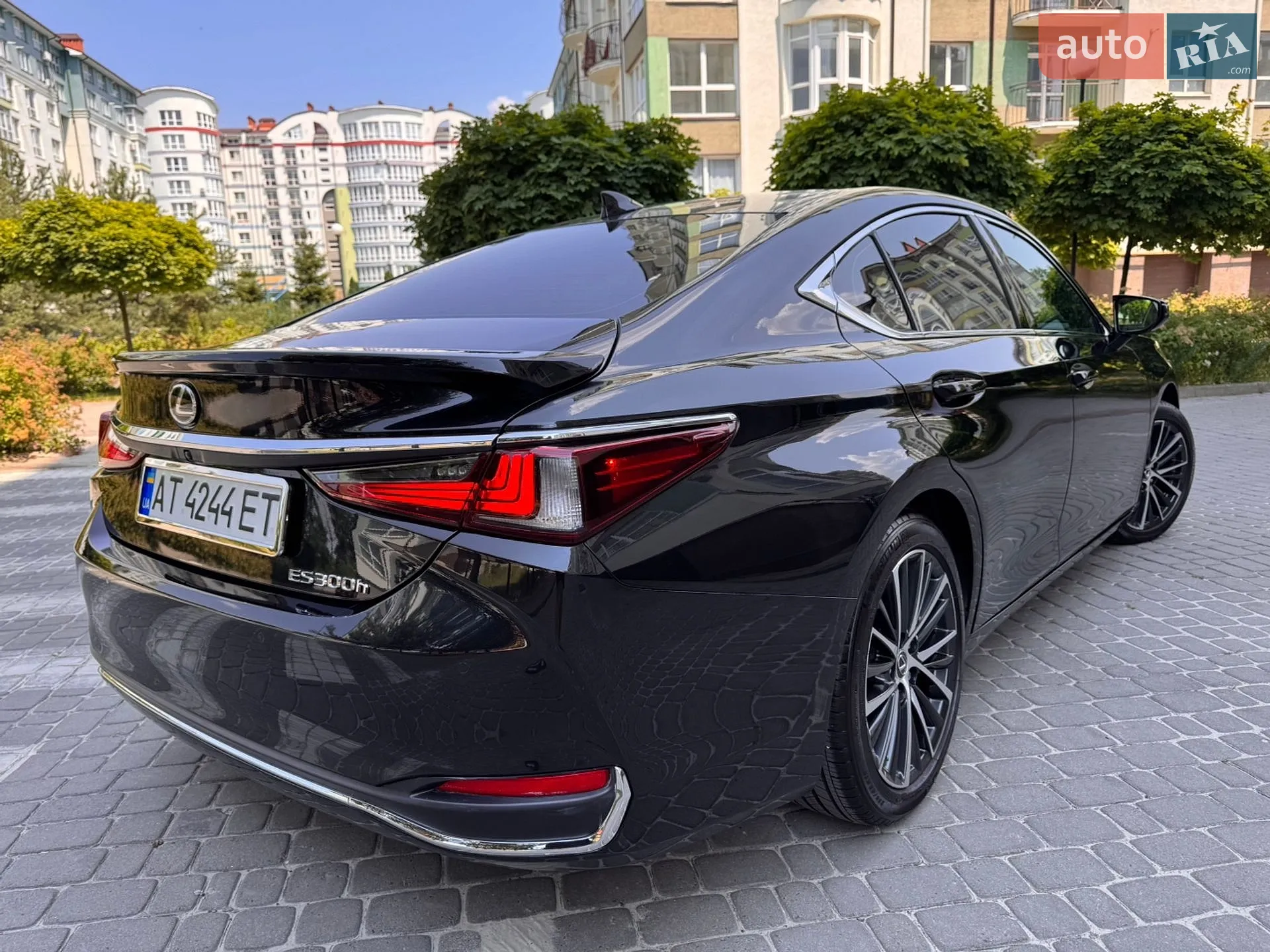 2025 Lexus ES - мініатюра 13
