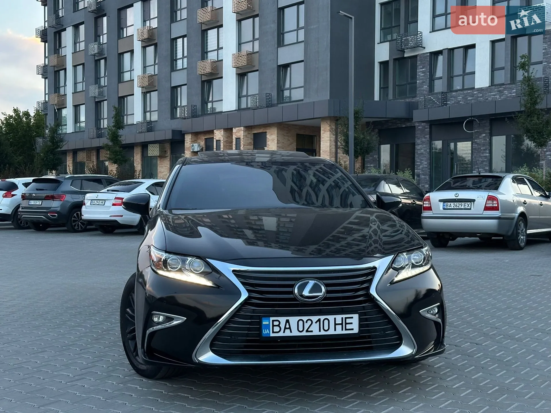 2014 Lexus ES - мініатюра 2