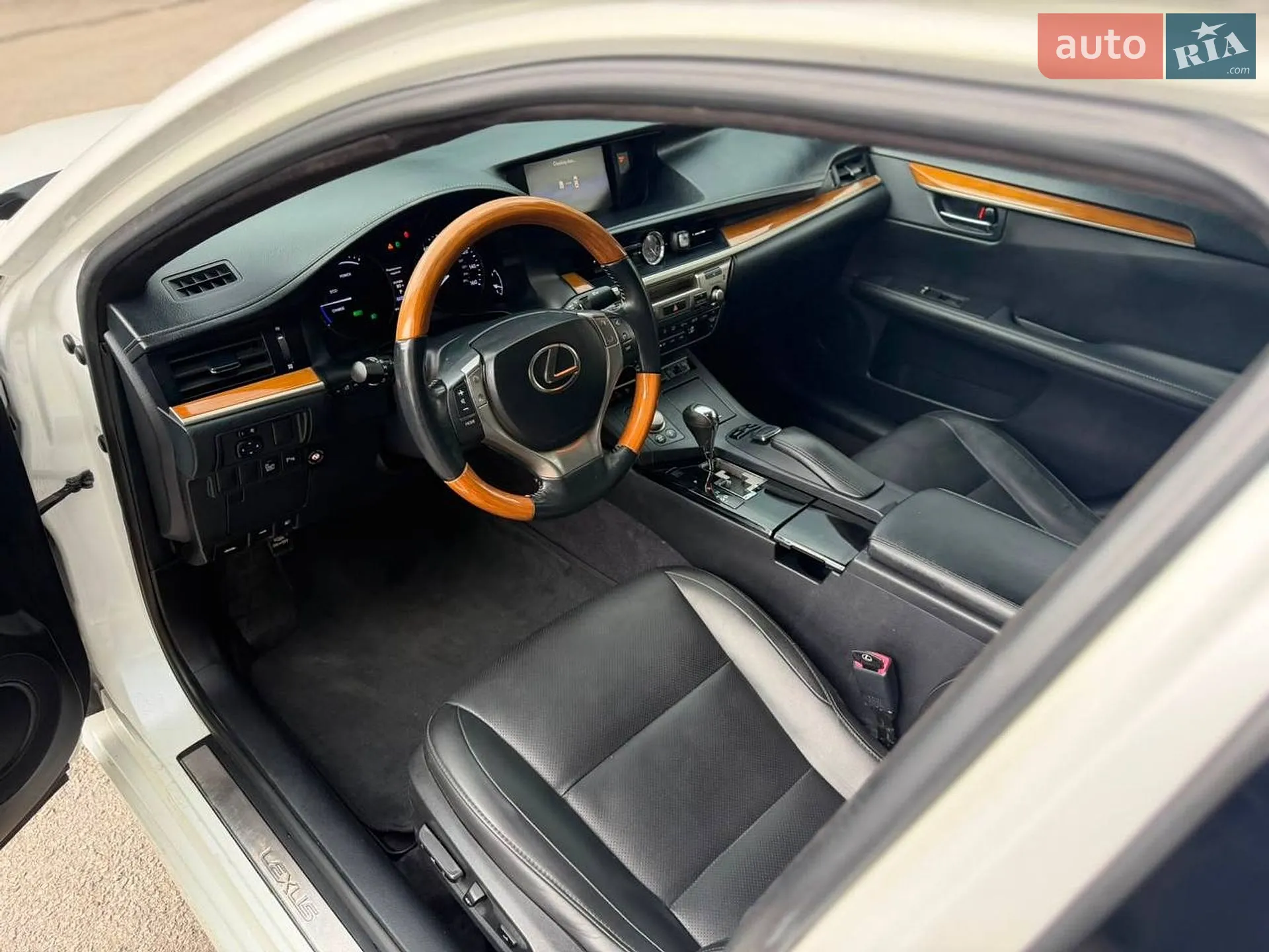 2015 Lexus ES - мініатюра 12