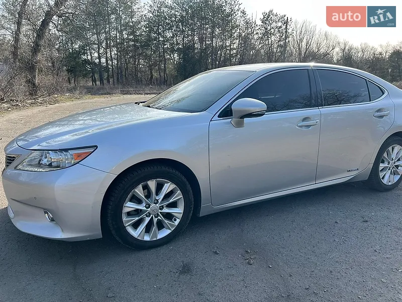 Lexus ES 2012