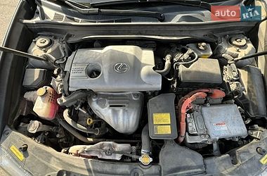 Седан Lexus ES 2012 в Дніпрі
