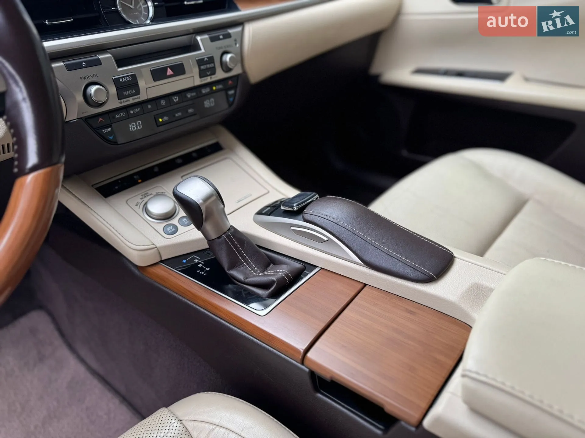 2015 Lexus ES - мініатюра 45
