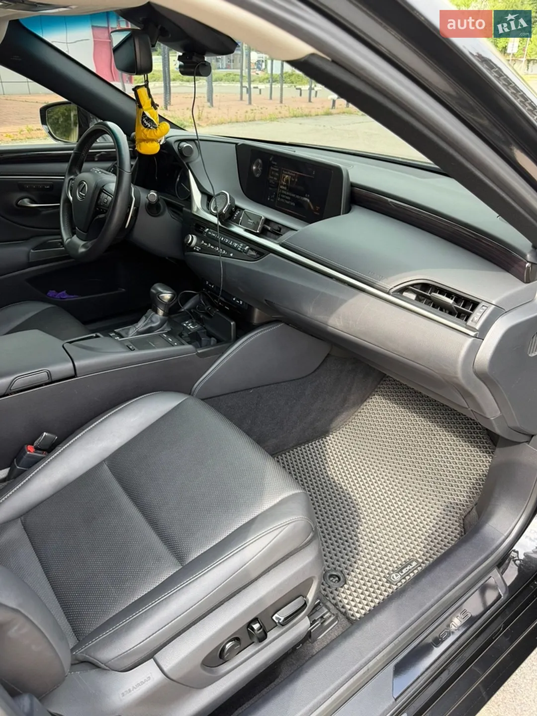 2021 Lexus ES - мініатюра 17