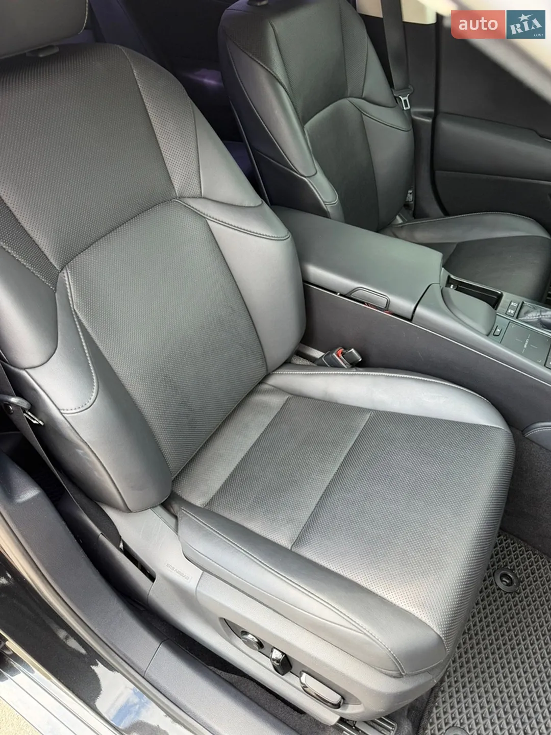 2021 Lexus ES - мініатюра 18