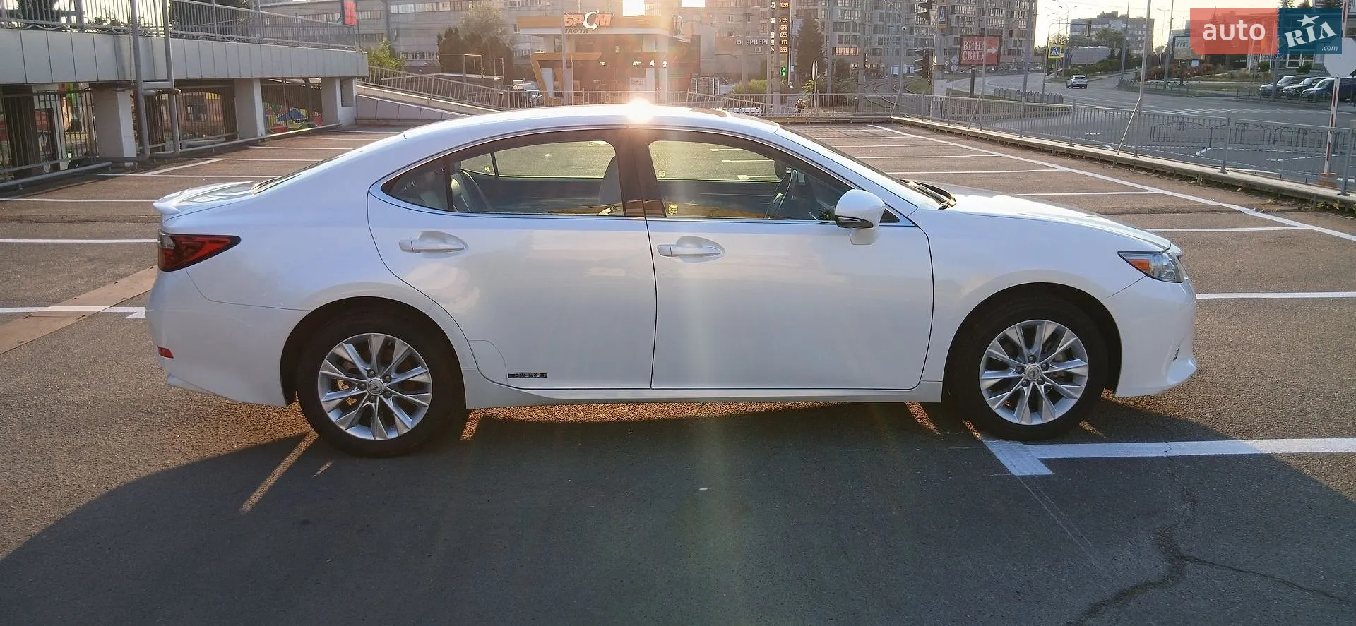2013 Lexus ES - мініатюра 7