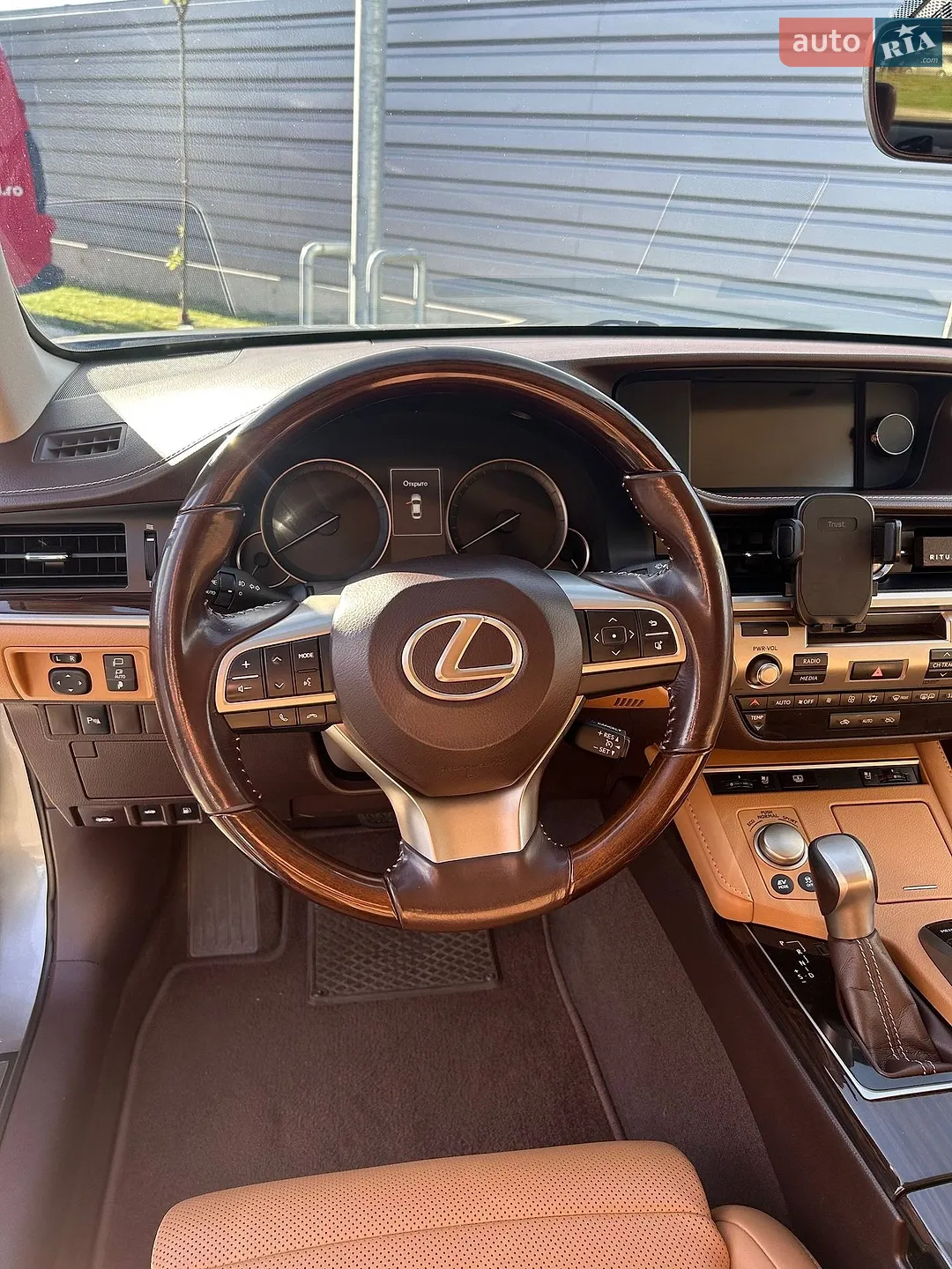 2016 Lexus ES - мініатюра 11