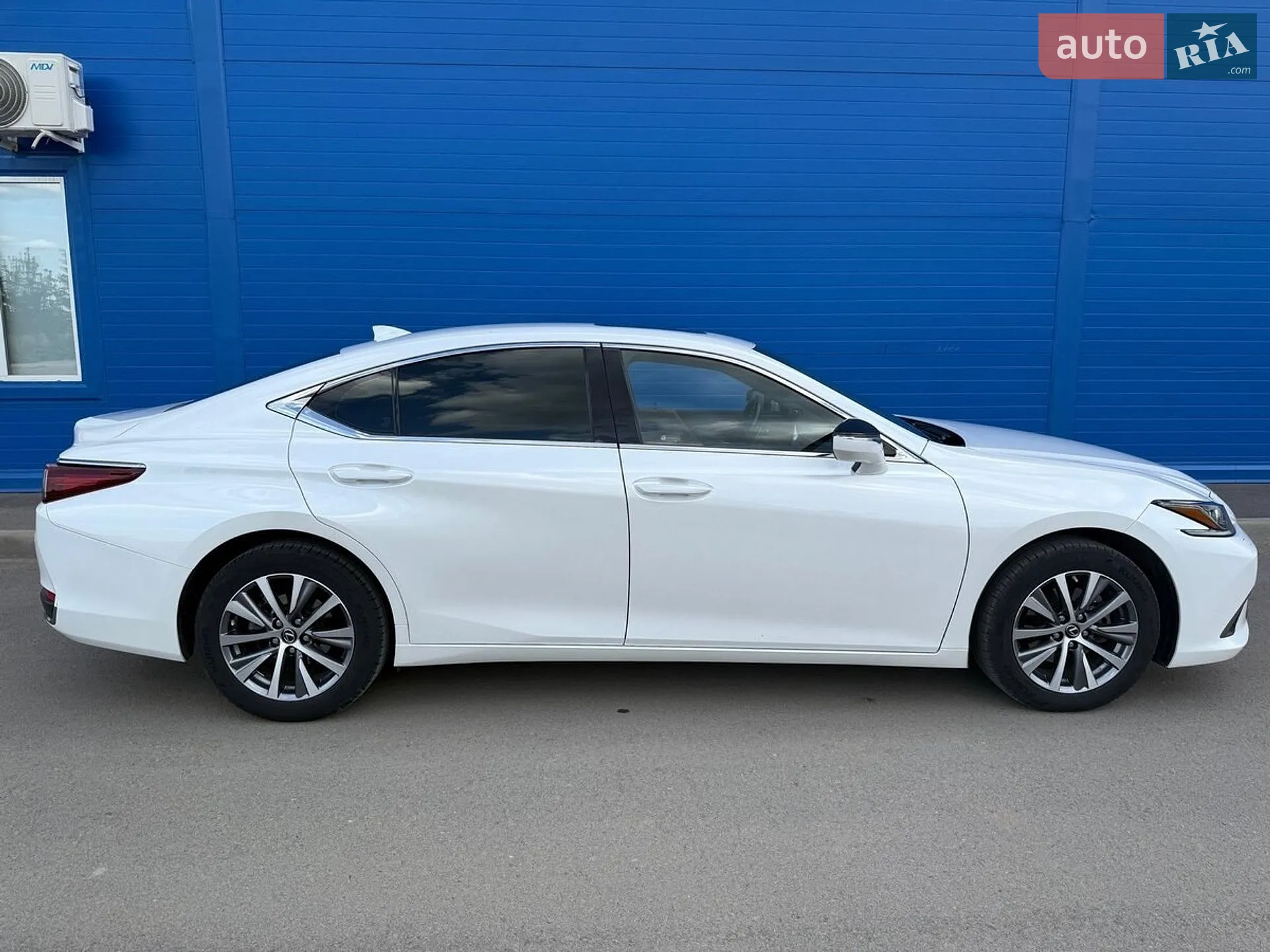 2019 Lexus ES - мініатюра 3