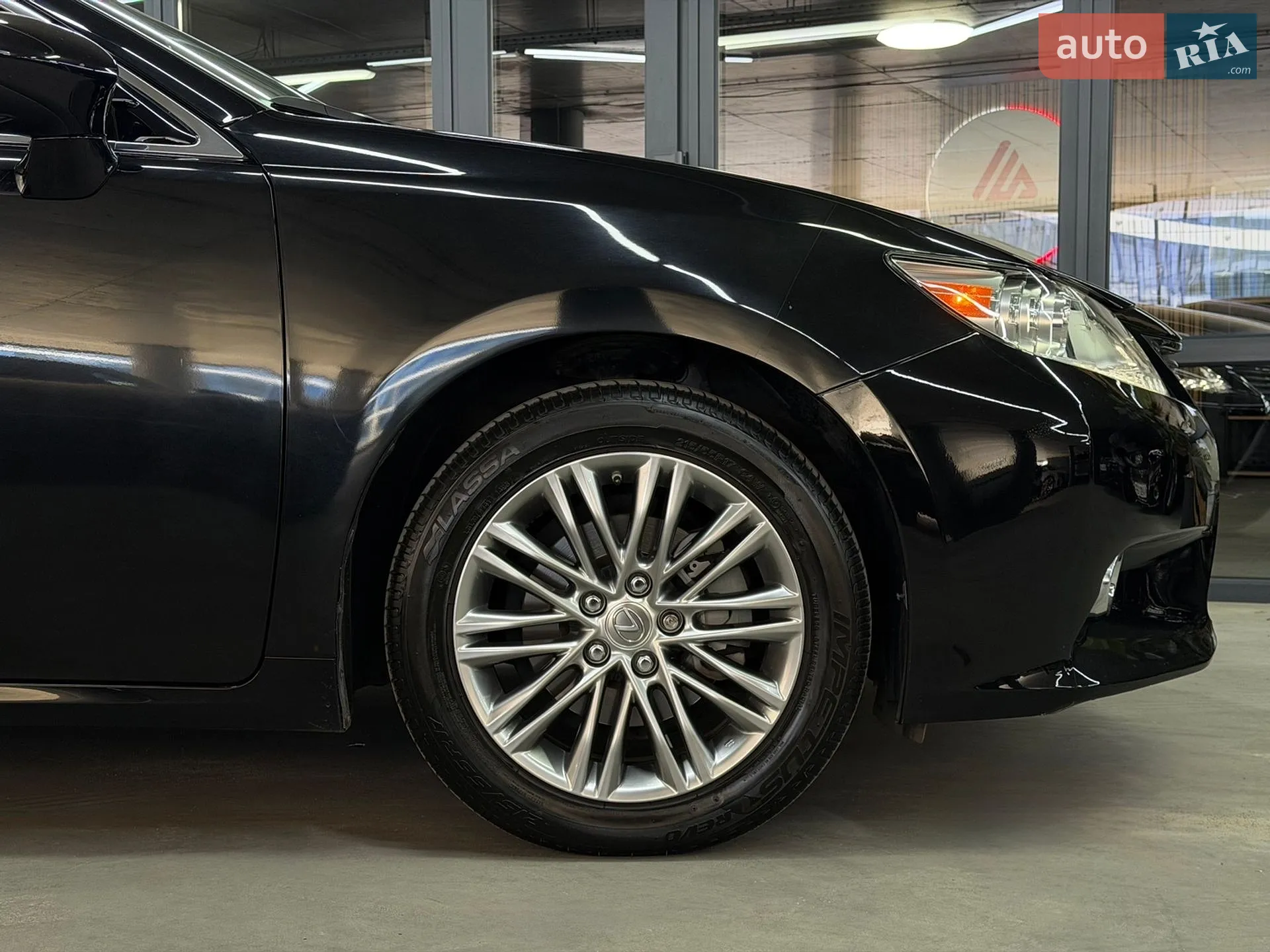 2015 Lexus ES - мініатюра 5