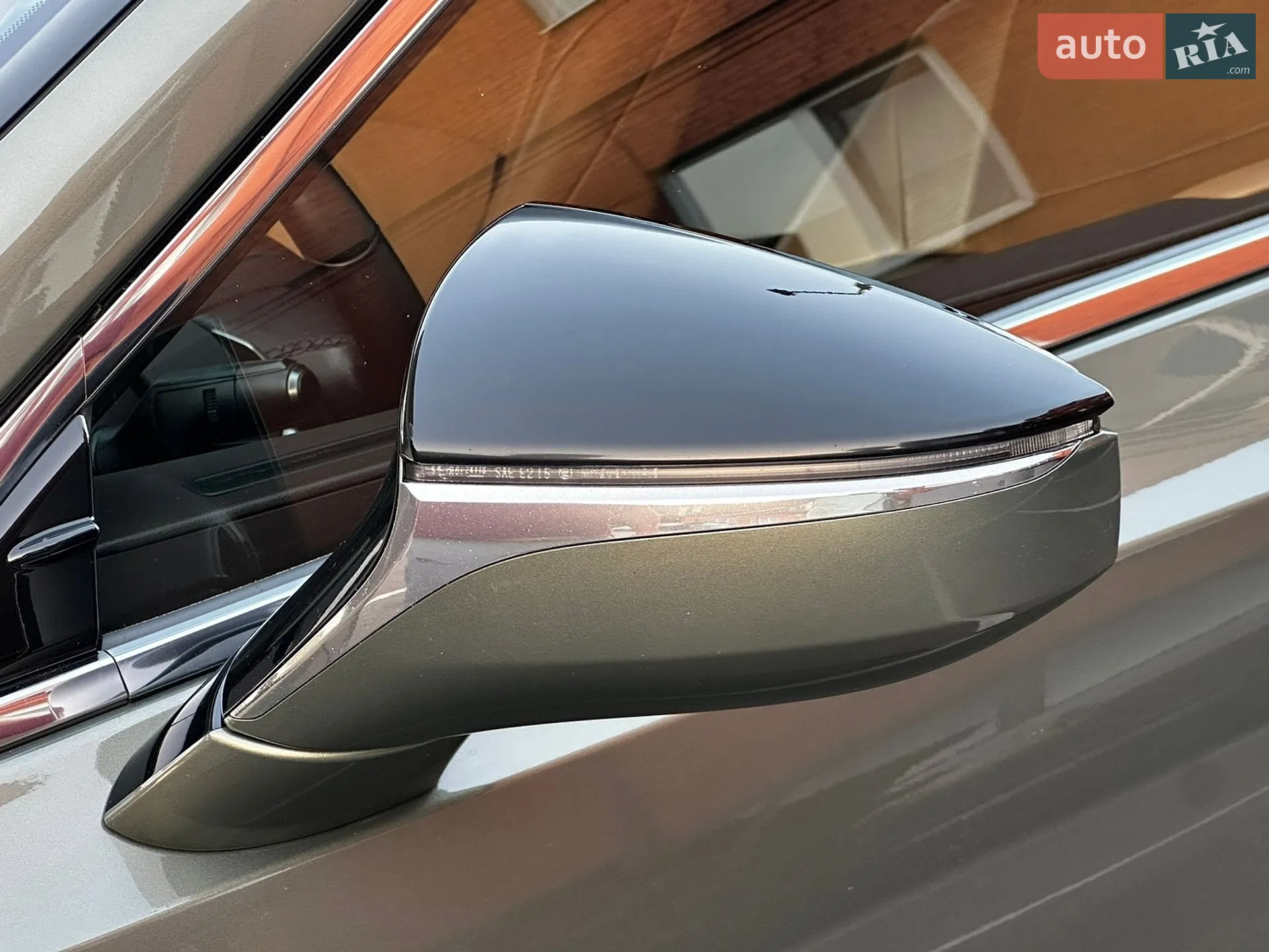 2019 Lexus ES - мініатюра 21