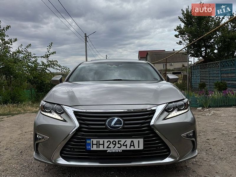 Седан Lexus ES 2016 в Одессе