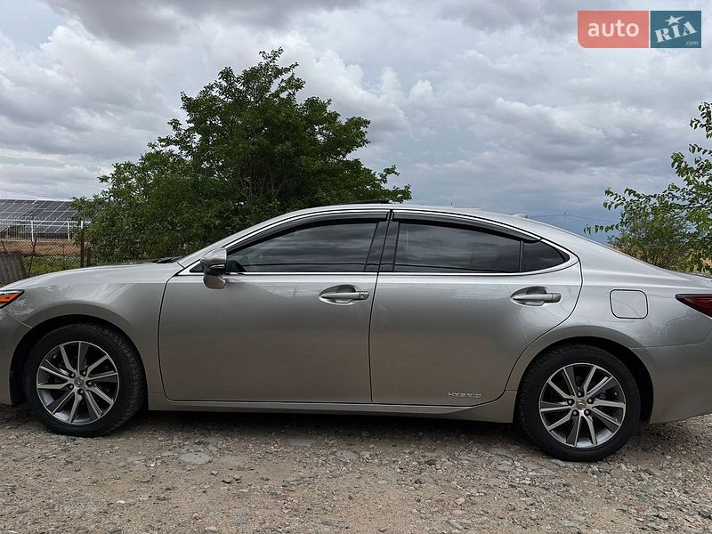 Седан Lexus ES 2016 в Одессе