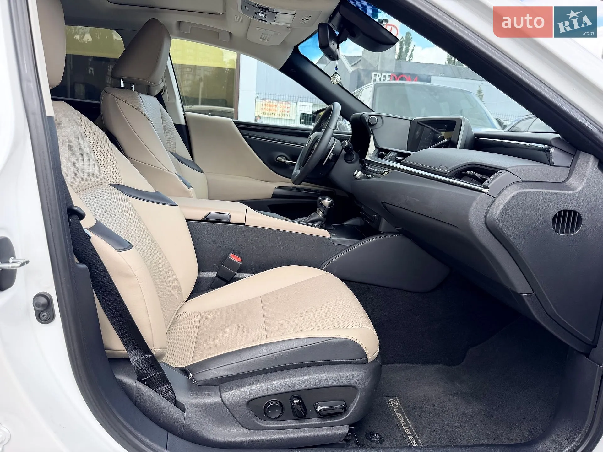 2021 Lexus ES - мініатюра 20