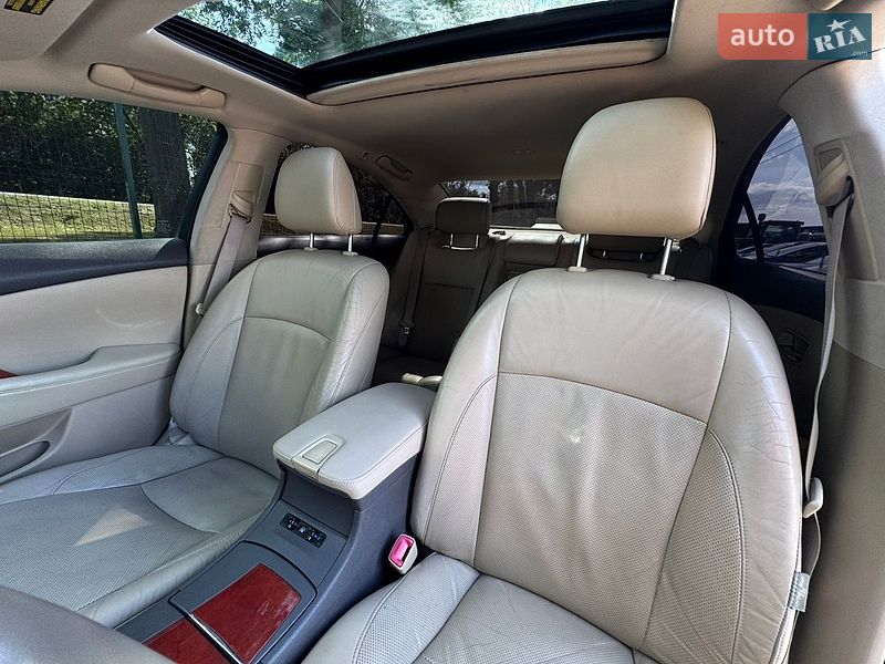 Седан Lexus ES 2007 в Умані