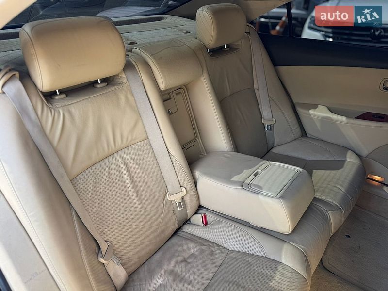 Седан Lexus ES 2007 в Умані