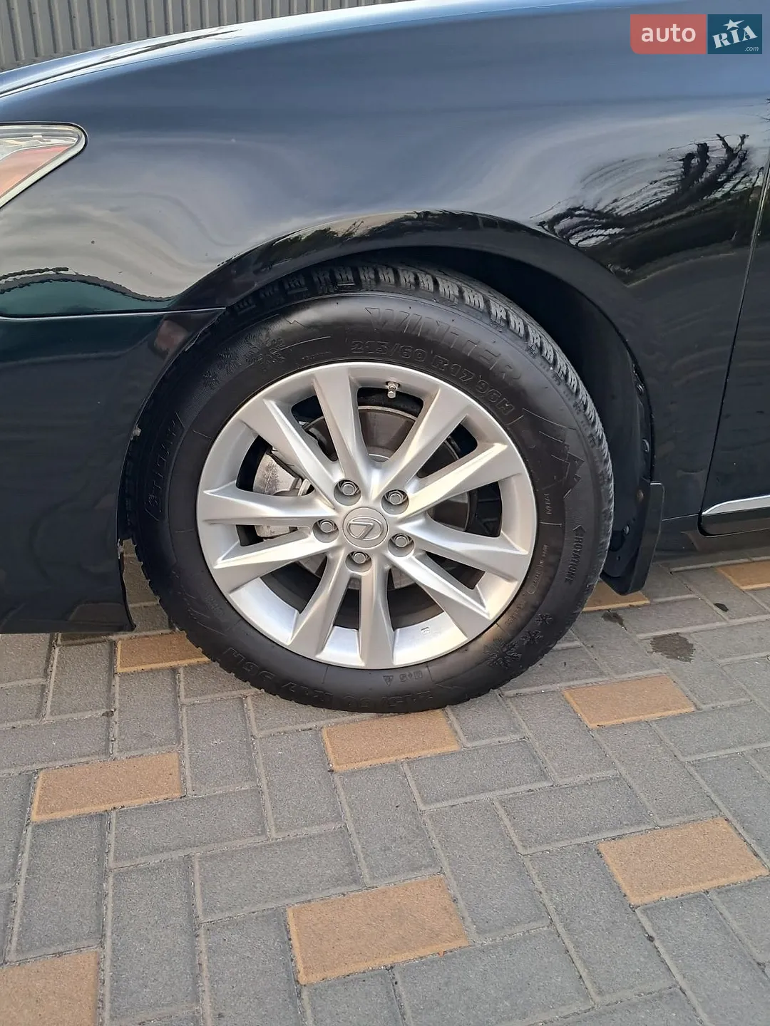 2011 Lexus ES - мініатюра 10