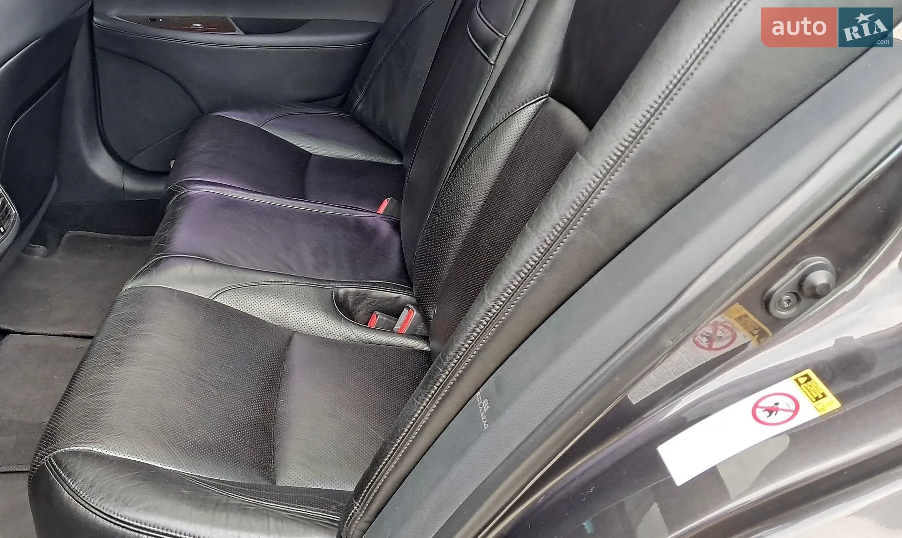 2011 Lexus ES - мініатюра 11