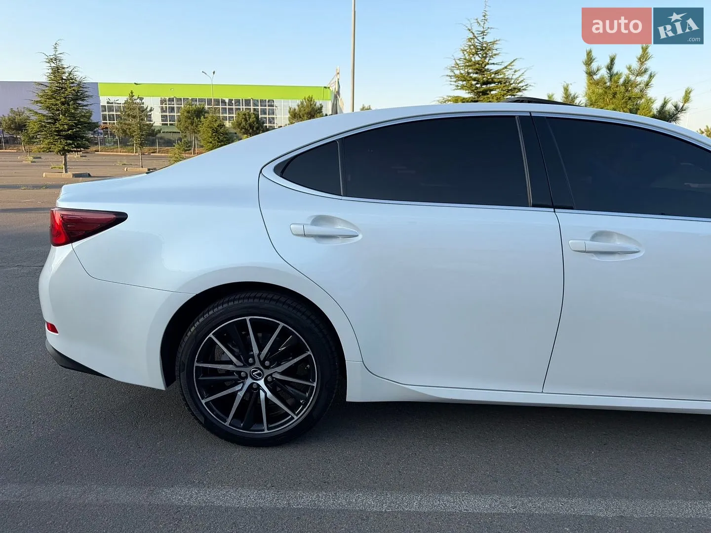 2017 Lexus ES - мініатюра 8