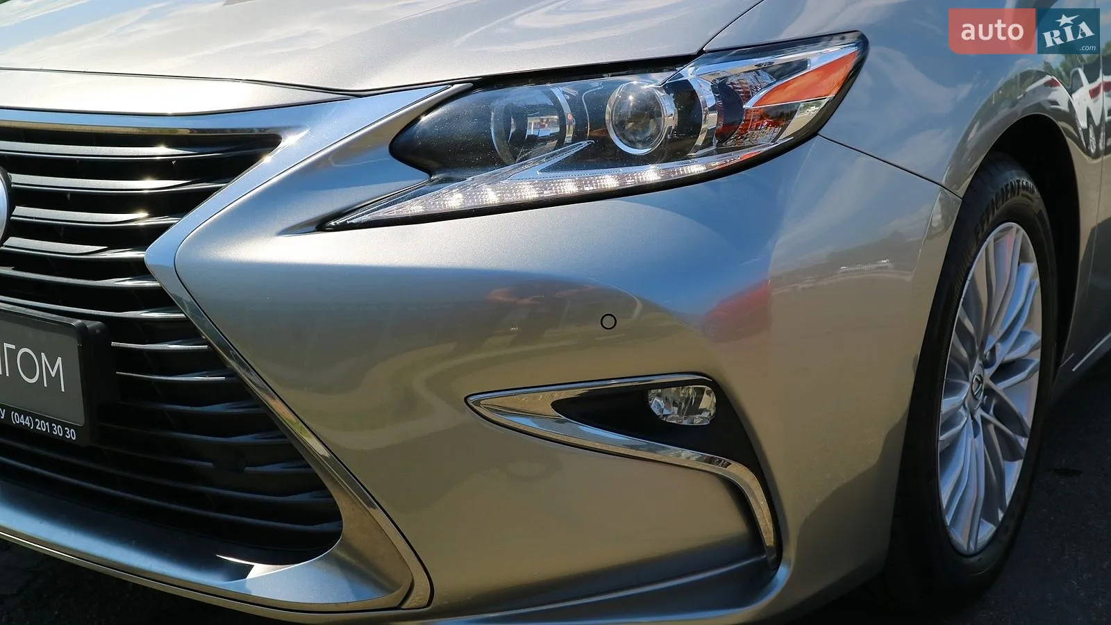 2017 Lexus ES - мініатюра 26