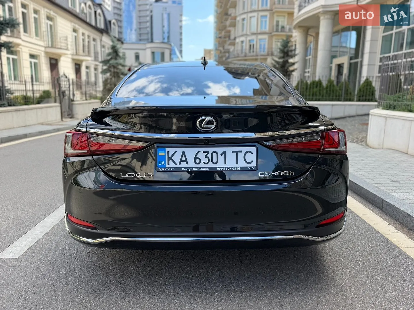 2025 Lexus ES - мініатюра 16