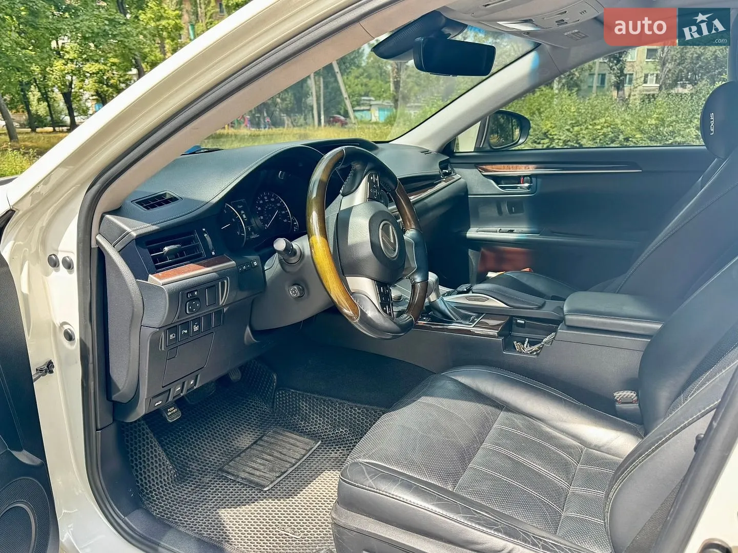 2015 Lexus ES - мініатюра 7