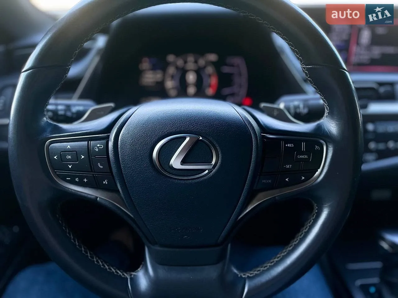 2019 Lexus ES - мініатюра 33
