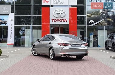 Седан Lexus ES 2021 в Житомире
