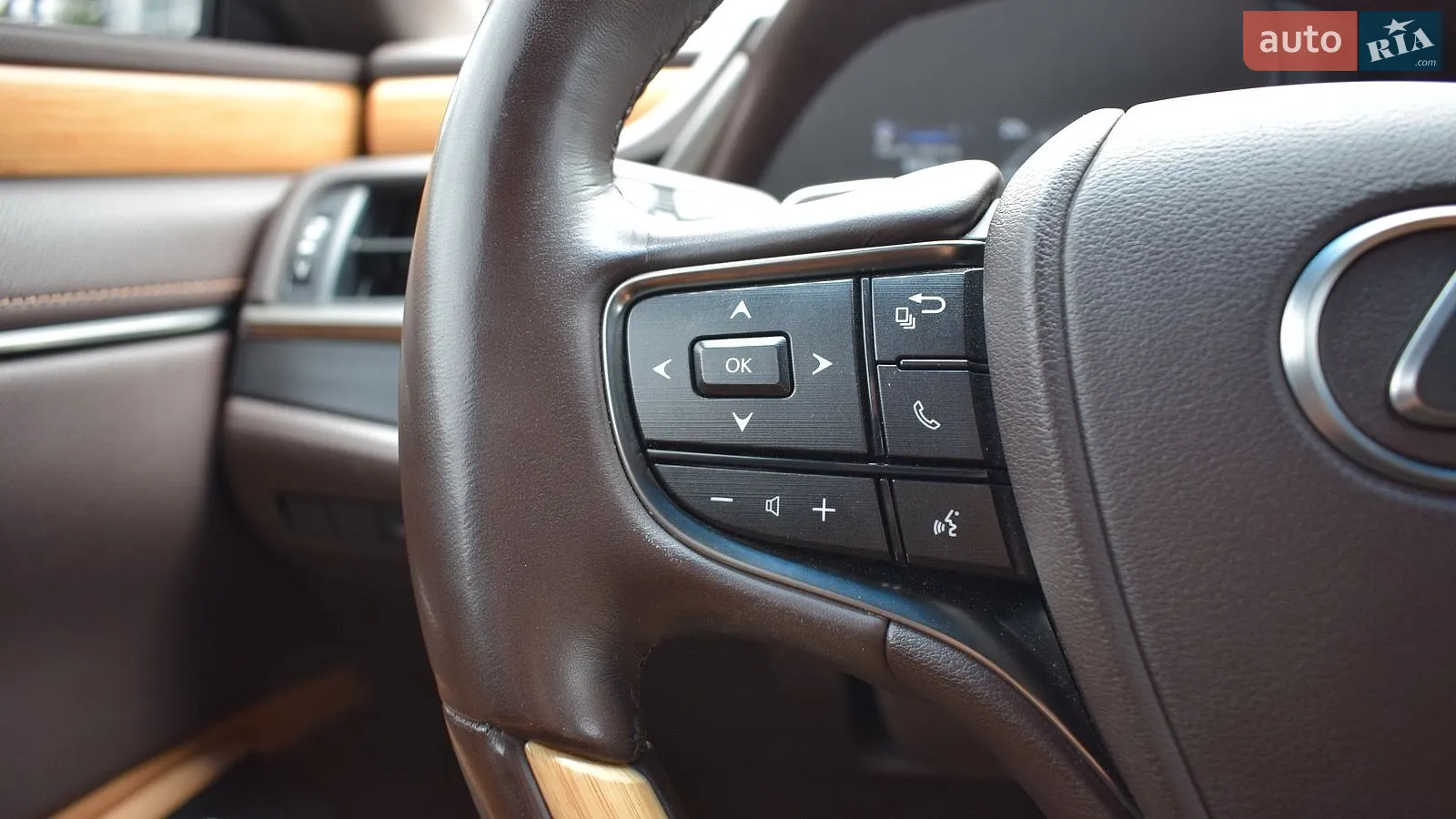 2021 Lexus ES - мініатюра 19