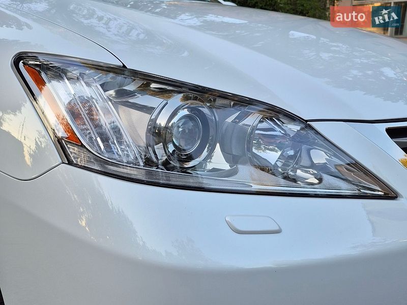 Седан Lexus ES 2011 в Запорожье