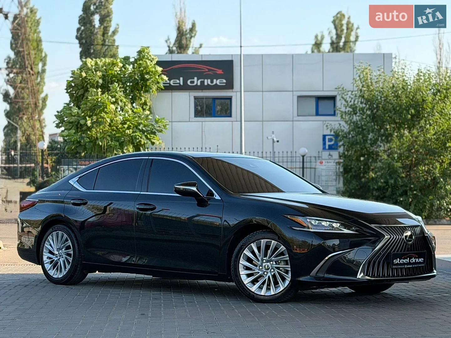 2019 Lexus ES - мініатюра 2