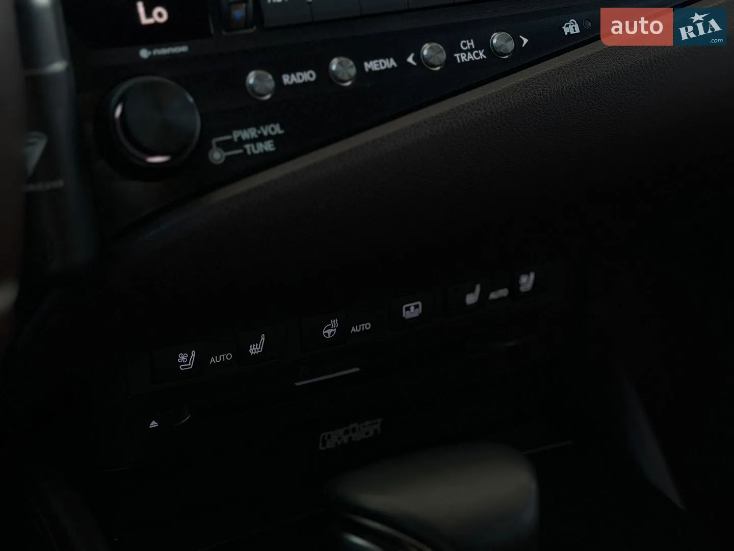 2019 Lexus ES - мініатюра 13