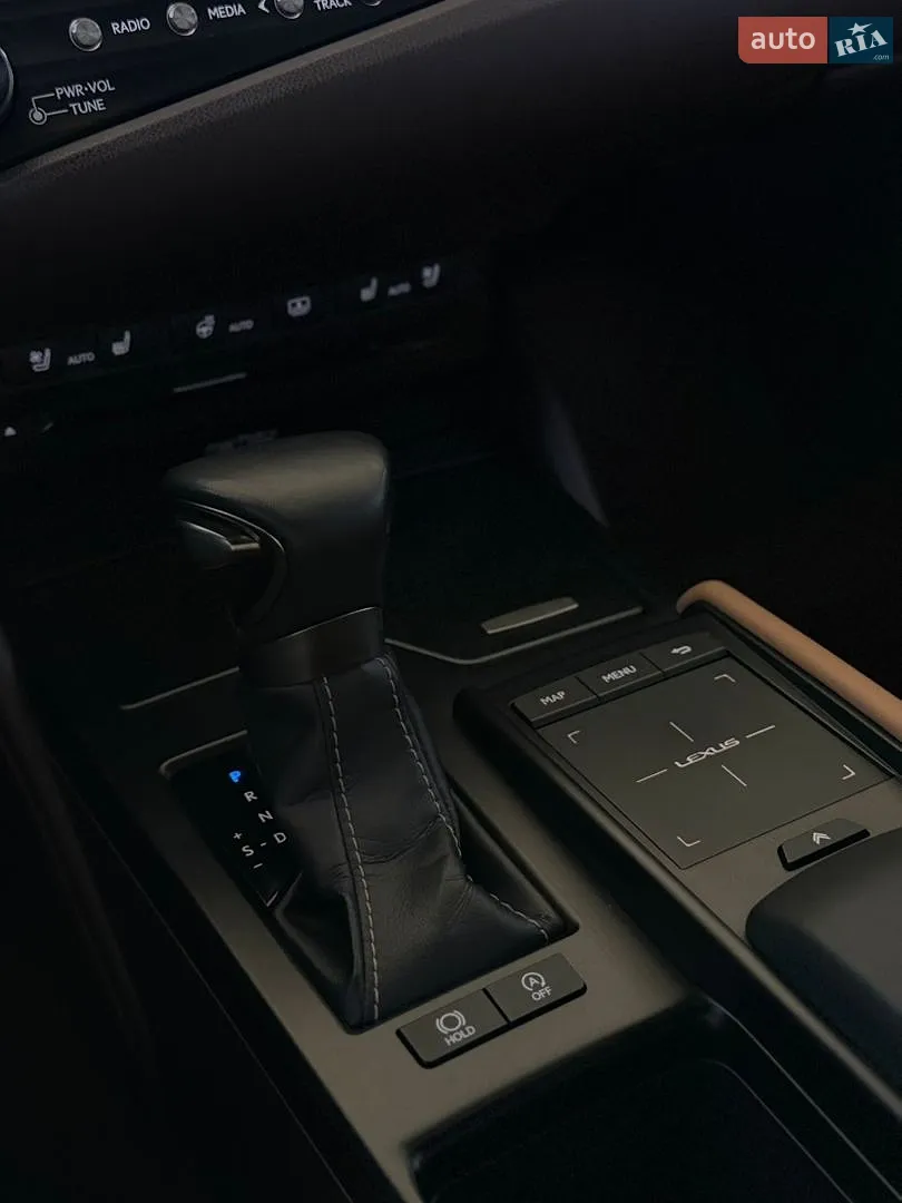 2019 Lexus ES - мініатюра 14