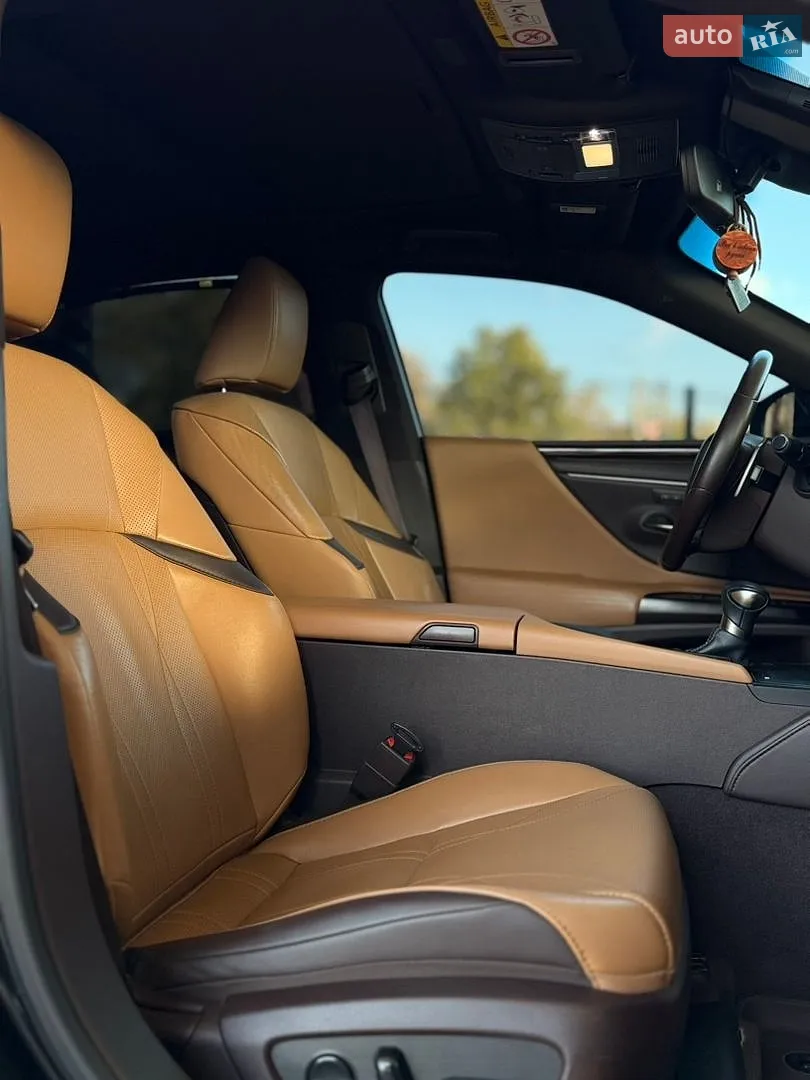 2019 Lexus ES - мініатюра 17