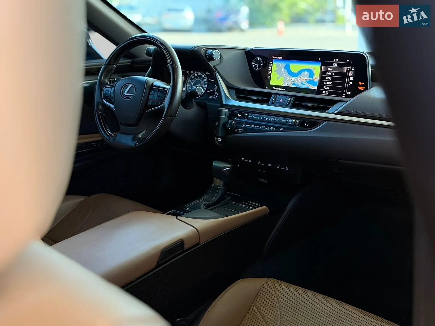 2019 Lexus ES - мініатюра 18