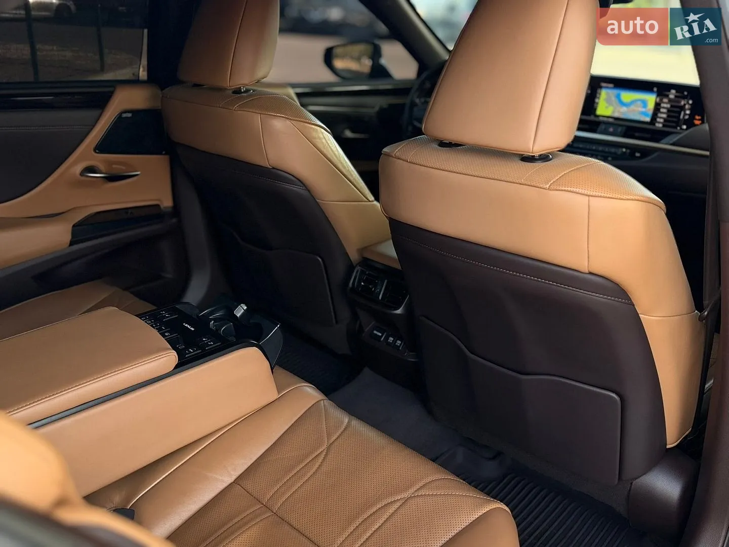 2019 Lexus ES - мініатюра 19