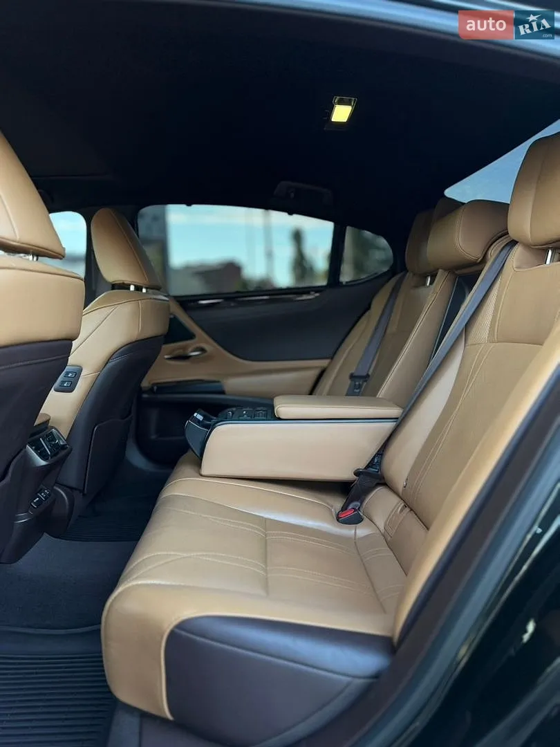 2019 Lexus ES - мініатюра 21