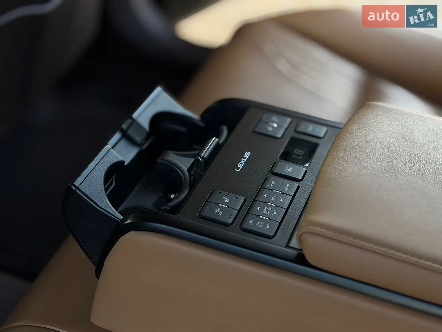 2019 Lexus ES - мініатюра 23