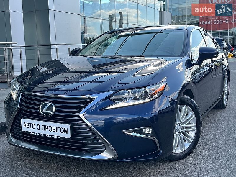 Lexus ES, фото из объявления