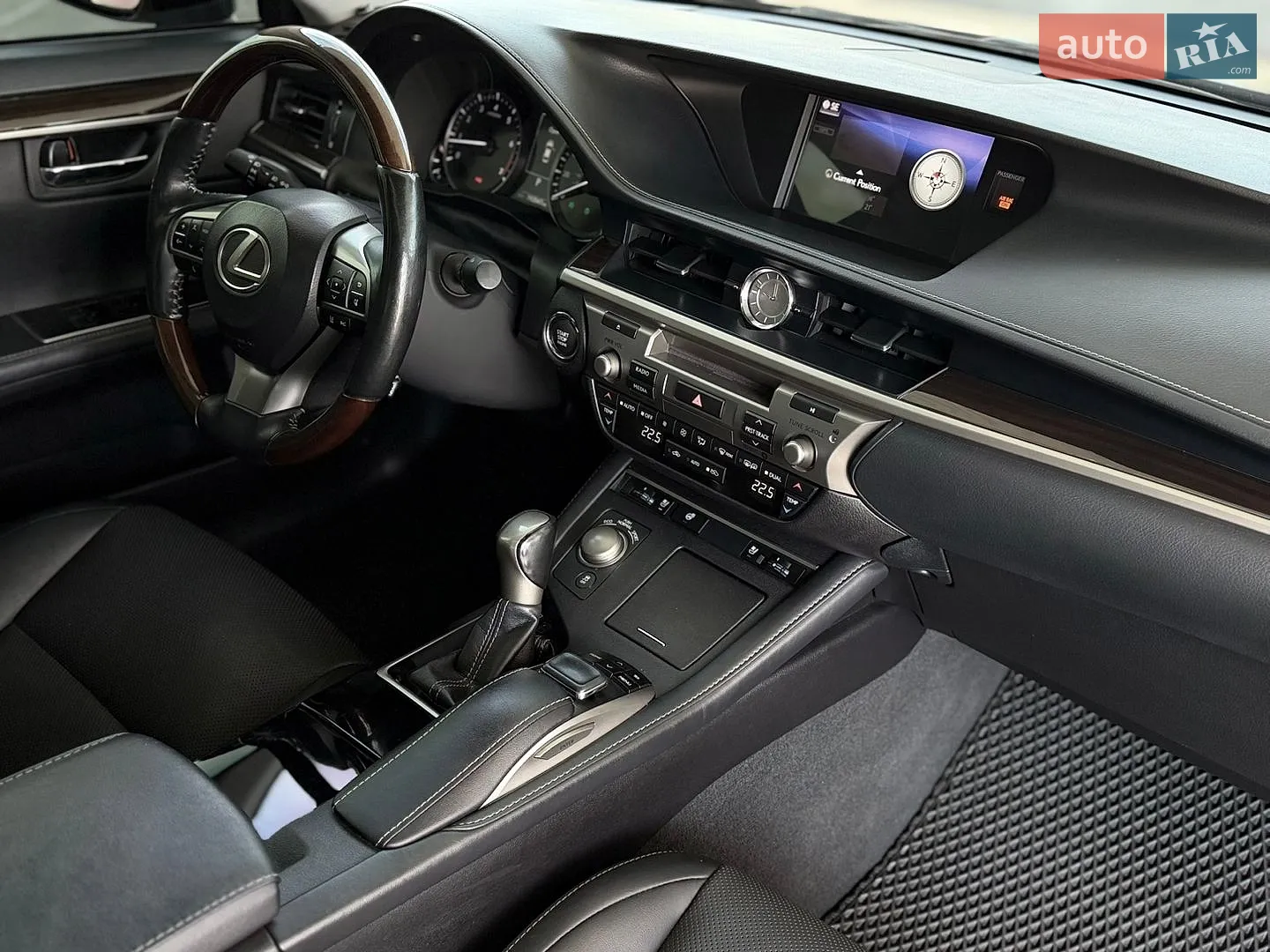 2017 Lexus ES - мініатюра 20