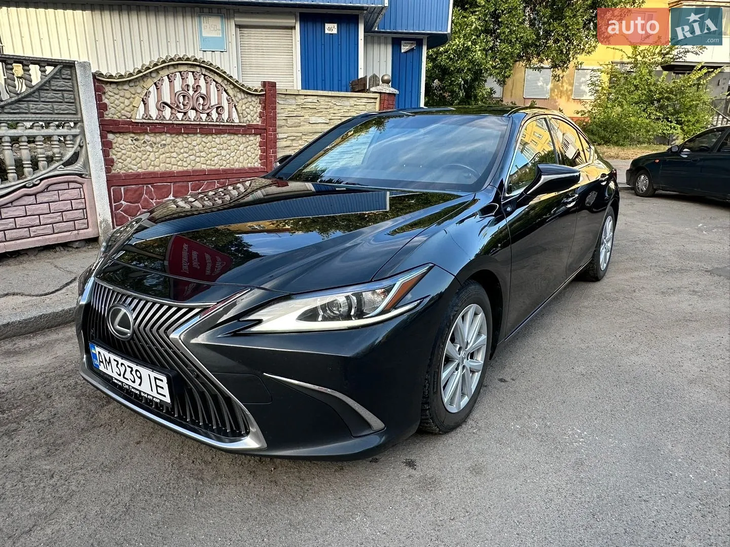 2019 Lexus ES - фото 1