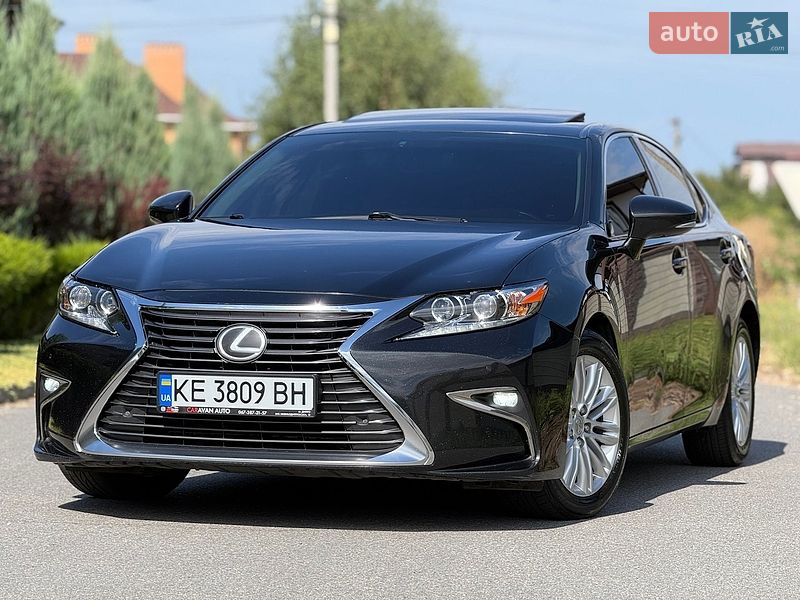 Lexus ES, фото з оголошення