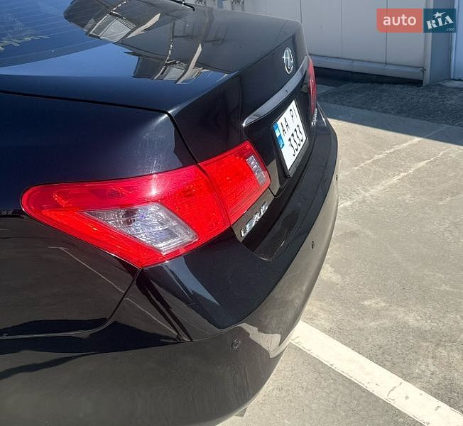 Седан Lexus ES 2008 в Киеве