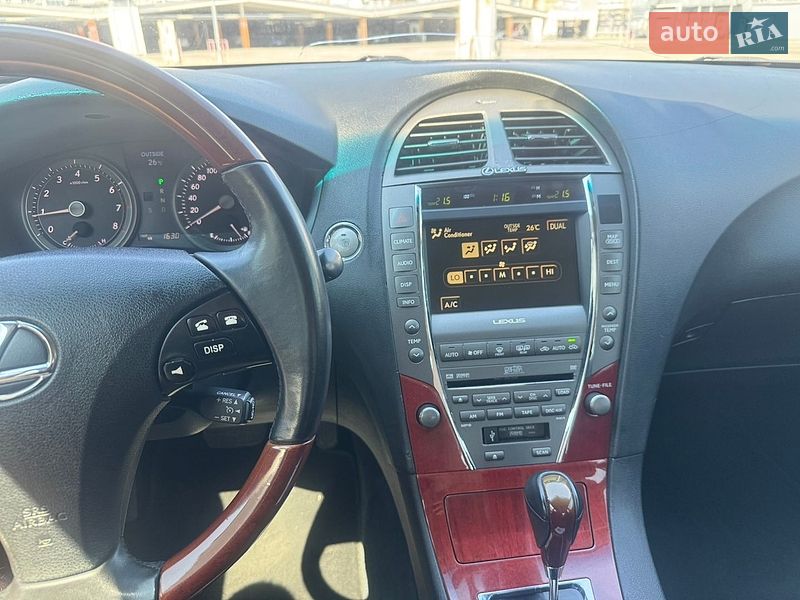 Седан Lexus ES 2008 в Киеве