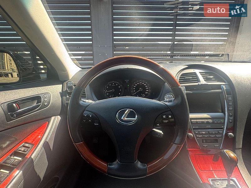 Седан Lexus ES 2008 в Киеве