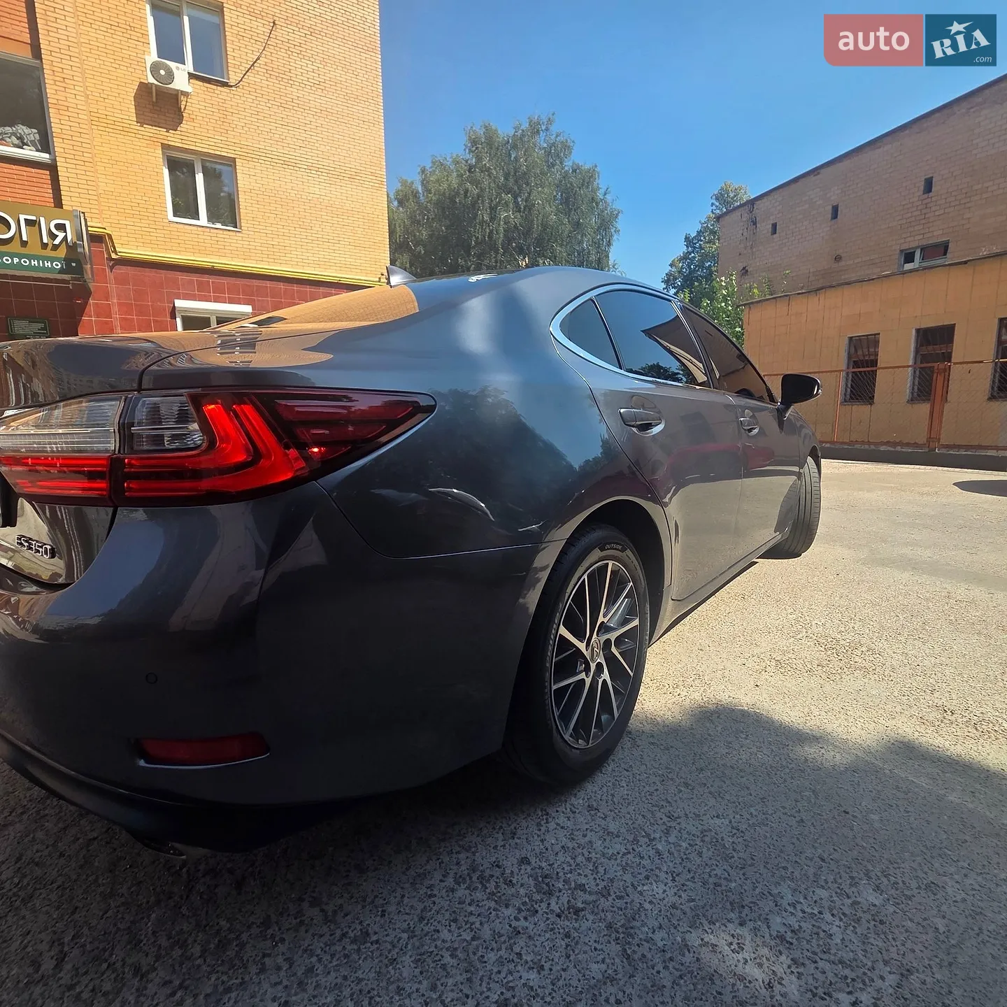 2017 Lexus ES - мініатюра 13