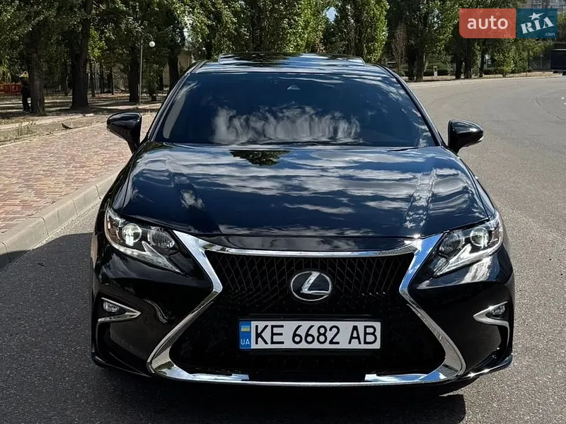 Lexus ES 2016