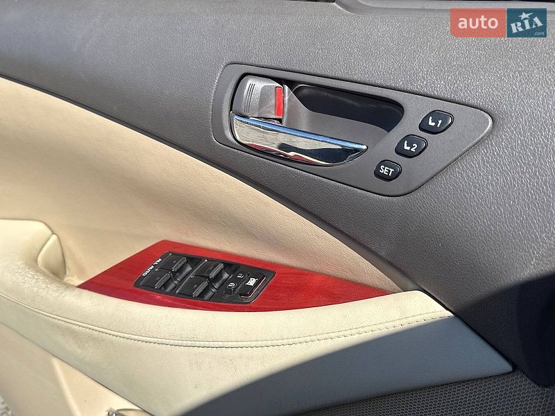 Седан Lexus ES 2008 в Кропивницком