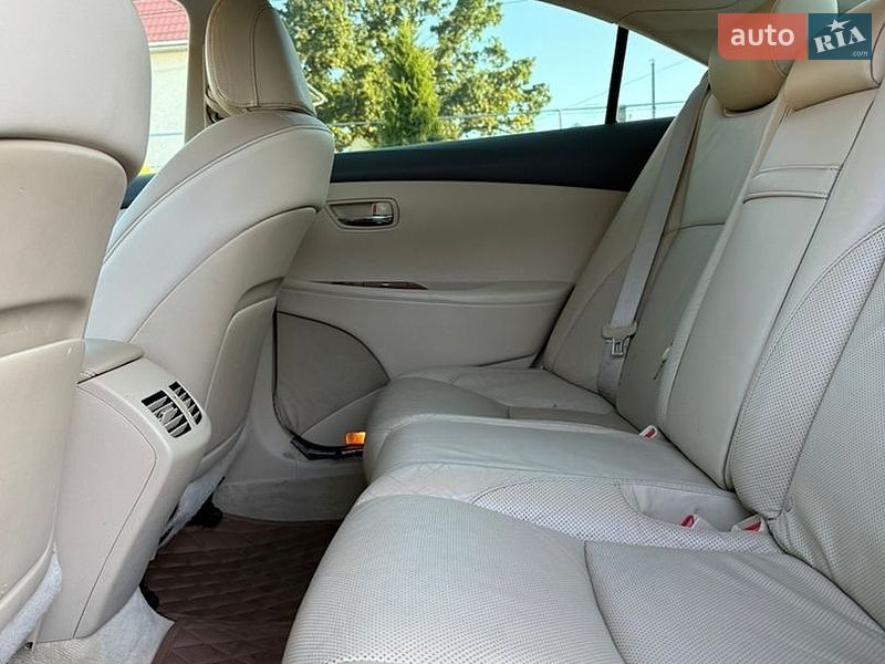 Седан Lexus ES 2007 в Ізмаїлі